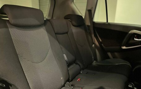 Toyota RAV4, 2011 год, 1 660 000 рублей, 17 фотография