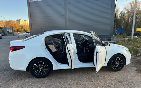 KIA Rio IV, 2018 год, 890 000 рублей, 17 фотография