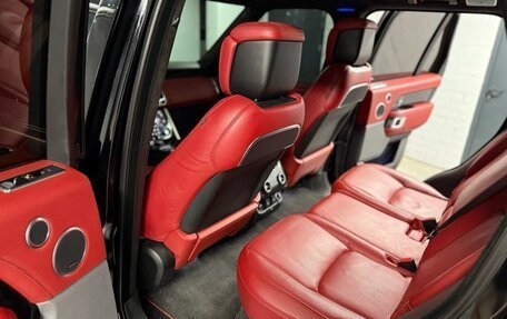 Land Rover Range Rover IV рестайлинг, 2018 год, 5 600 000 рублей, 15 фотография