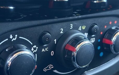 Renault Duster I рестайлинг, 2018 год, 1 220 000 рублей, 36 фотография