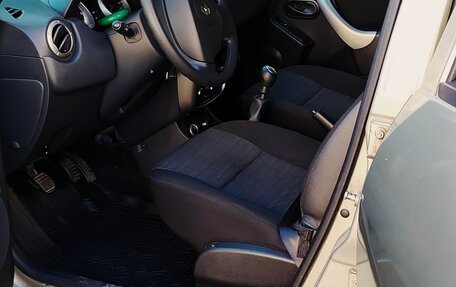 Renault Duster I рестайлинг, 2014 год, 900 000 рублей, 19 фотография