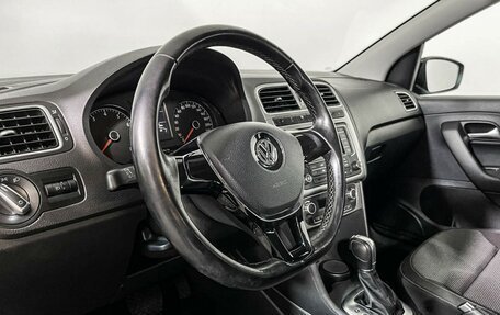 Volkswagen Polo VI (EU Market), 2017 год, 1 197 000 рублей, 13 фотография