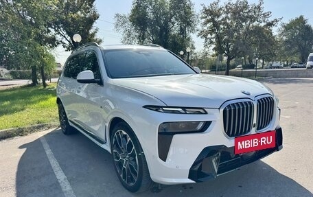 BMW X7, 2022 год, 11 000 000 рублей, 2 фотография
