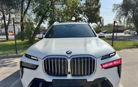 BMW X7, 2022 год, 11 000 000 рублей, 3 фотография