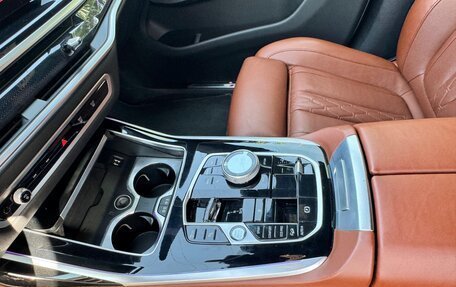 BMW X7, 2022 год, 11 000 000 рублей, 14 фотография