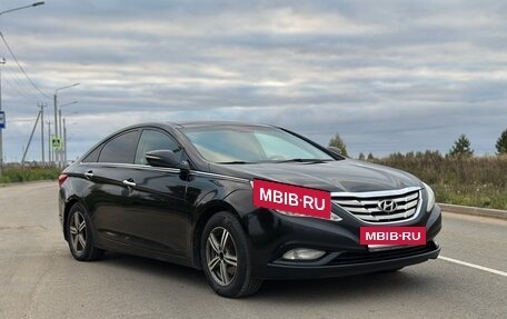 Hyundai Sonata VI, 2011 год, 1 150 000 рублей, 2 фотография