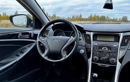 Hyundai Sonata VI, 2011 год, 1 150 000 рублей, 13 фотография