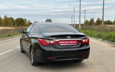 Hyundai Sonata VI, 2011 год, 1 150 000 рублей, 5 фотография