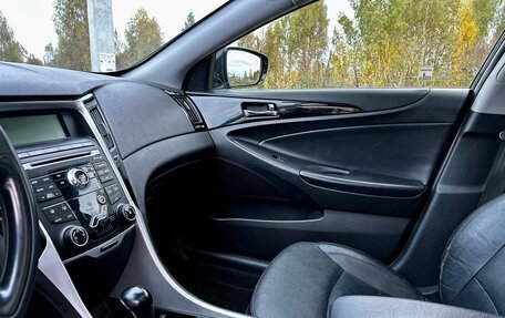 Hyundai Sonata VI, 2011 год, 1 150 000 рублей, 21 фотография