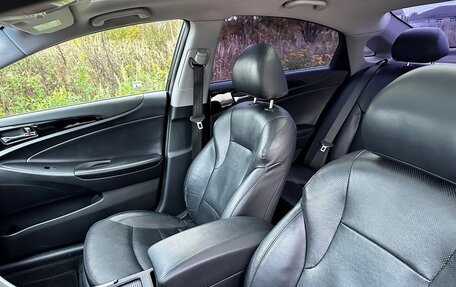 Hyundai Sonata VI, 2011 год, 1 150 000 рублей, 18 фотография