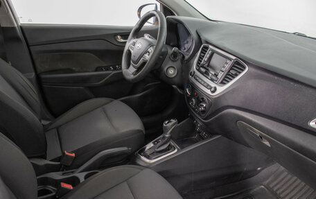 Hyundai Solaris II рестайлинг, 2017 год, 670 000 рублей, 9 фотография