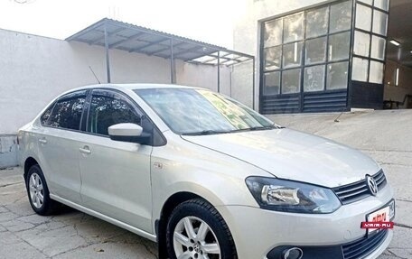 Volkswagen Polo VI (EU Market), 2011 год, 830 000 рублей, 3 фотография