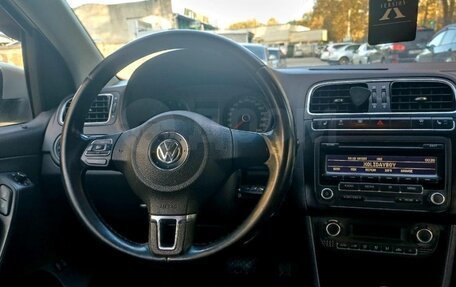 Volkswagen Polo VI (EU Market), 2011 год, 830 000 рублей, 15 фотография