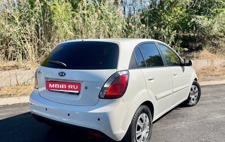 KIA Rio II, 2011 год, 690 000 рублей, 4 фотография