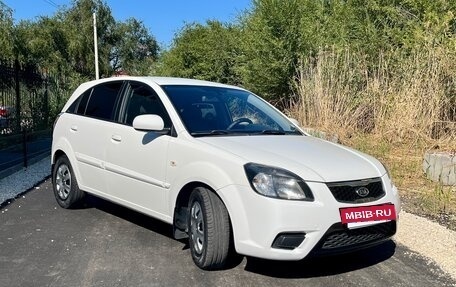 KIA Rio II, 2011 год, 690 000 рублей, 3 фотография