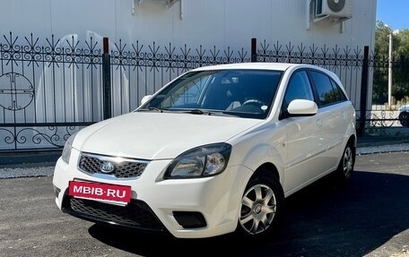 KIA Rio II, 2011 год, 690 000 рублей, 2 фотография