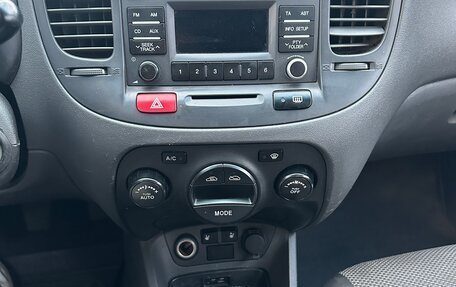 KIA Rio II, 2010 год, 335 000 рублей, 6 фотография