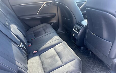 Lexus RX IV рестайлинг, 2016 год, 3 600 000 рублей, 12 фотография