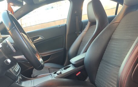 Mercedes-Benz CLA, 2017 год, 2 100 000 рублей, 10 фотография