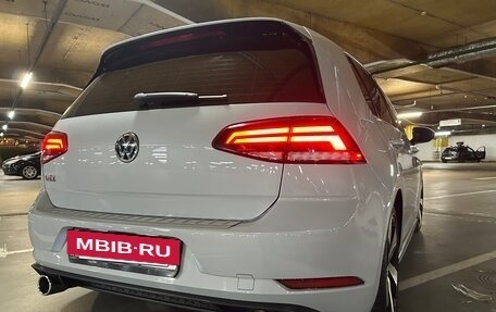 Volkswagen Golf GTI VII, 2020 год, 3 200 000 рублей, 4 фотография