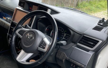 Toyota Tank I, 2018 год, 1 350 000 рублей, 8 фотография