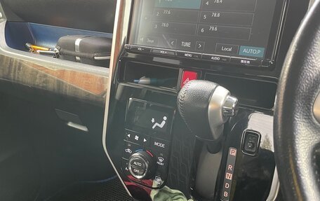 Toyota Tank I, 2018 год, 1 350 000 рублей, 9 фотография