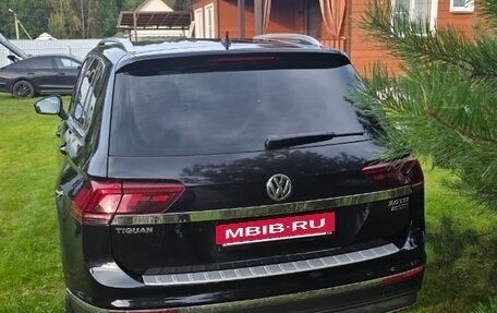 Volkswagen Tiguan II, 2017 год, 3 500 000 рублей, 3 фотография