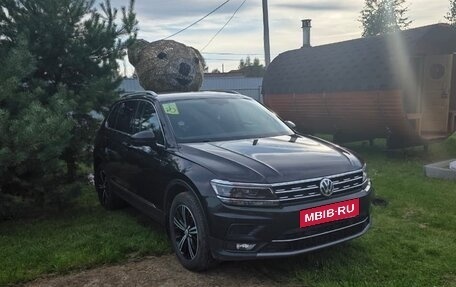 Volkswagen Tiguan II, 2017 год, 3 500 000 рублей, 6 фотография