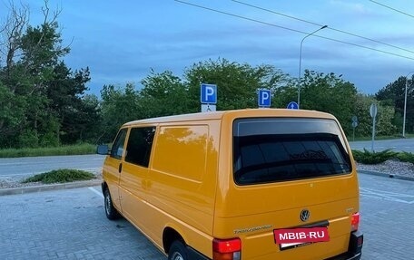 Volkswagen Transporter T4, 2000 год, 1 370 000 рублей, 2 фотография