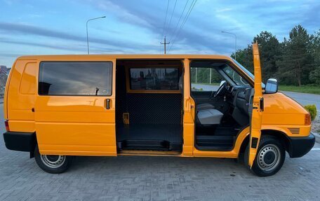 Volkswagen Transporter T4, 2000 год, 1 370 000 рублей, 20 фотография