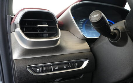 Geely Coolray I, 2024 год, 1 950 000 рублей, 10 фотография