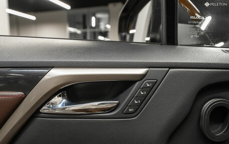 Lexus RX IV рестайлинг, 2016 год, 3 080 000 рублей, 14 фотография
