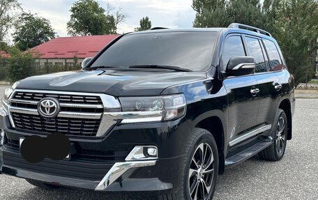 Toyota Land Cruiser 200, 2008 год, 2 400 000 рублей, 1 фотография