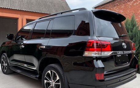 Toyota Land Cruiser 200, 2008 год, 2 400 000 рублей, 5 фотография