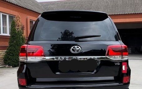 Toyota Land Cruiser 200, 2008 год, 2 400 000 рублей, 6 фотография