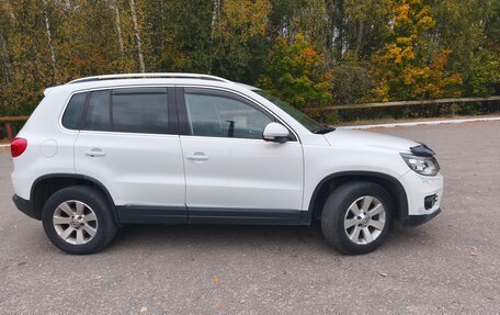 Volkswagen Tiguan I, 2011 год, 1 075 000 рублей, 4 фотография