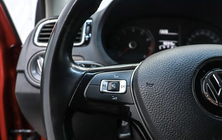 Volkswagen Polo VI (EU Market), 2017 год, 1 200 000 рублей, 10 фотография