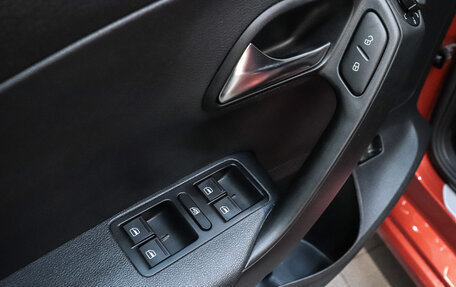 Volkswagen Polo VI (EU Market), 2017 год, 1 200 000 рублей, 7 фотография