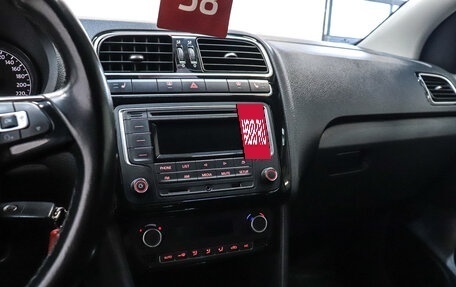 Volkswagen Polo VI (EU Market), 2017 год, 1 200 000 рублей, 13 фотография