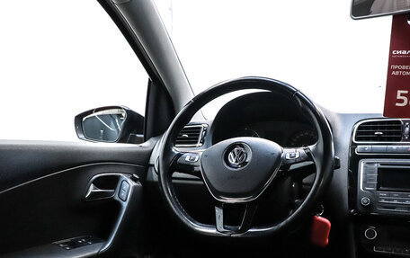 Volkswagen Polo VI (EU Market), 2017 год, 1 200 000 рублей, 17 фотография