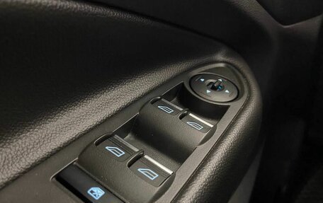Ford Kuga III, 2018 год, 1 640 000 рублей, 19 фотография