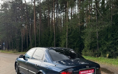 Hyundai Sonata IV рестайлинг, 2007 год, 400 000 рублей, 24 фотография