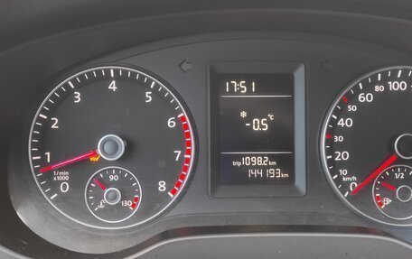 Volkswagen Jetta VI, 2011 год, 1 150 000 рублей, 5 фотография