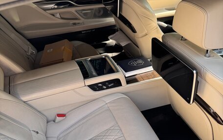BMW 7 серия, 2016 год, 3 700 000 рублей, 5 фотография