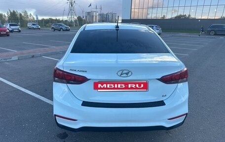 Hyundai Solaris II рестайлинг, 2018 год, 980 000 рублей, 3 фотография