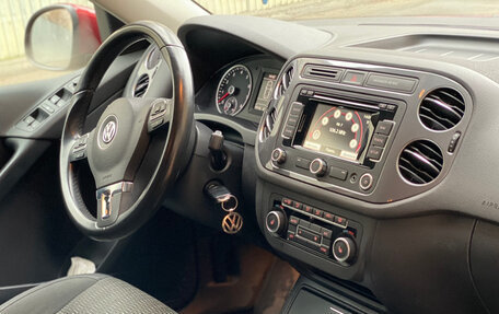 Volkswagen Tiguan I, 2012 год, 850 000 рублей, 4 фотография