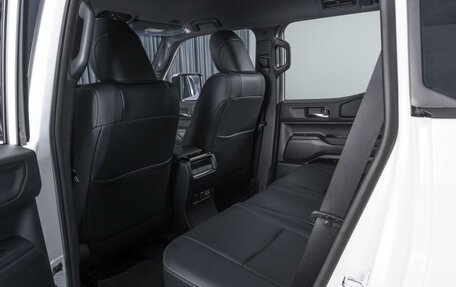 Toyota Land Cruiser Prado, 2024 год, 9 794 000 рублей, 13 фотография