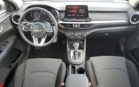 KIA Cerato IV, 2022 год, 2 100 000 рублей, 4 фотография
