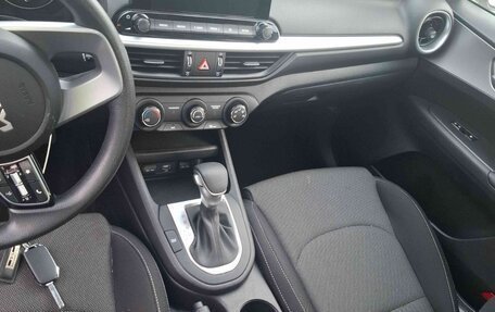 KIA Cerato IV, 2022 год, 2 100 000 рублей, 7 фотография