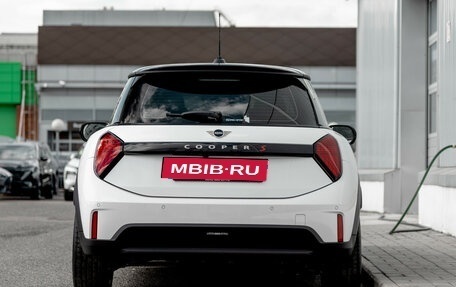MINI Hatch, 2024 год, 5 450 000 рублей, 4 фотография